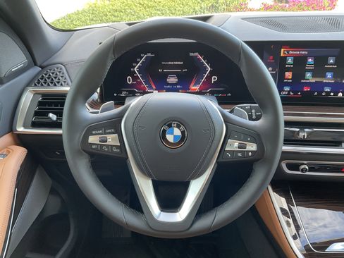 New 2026 BMW X5 sDrive40i w/ Premium Package image 13