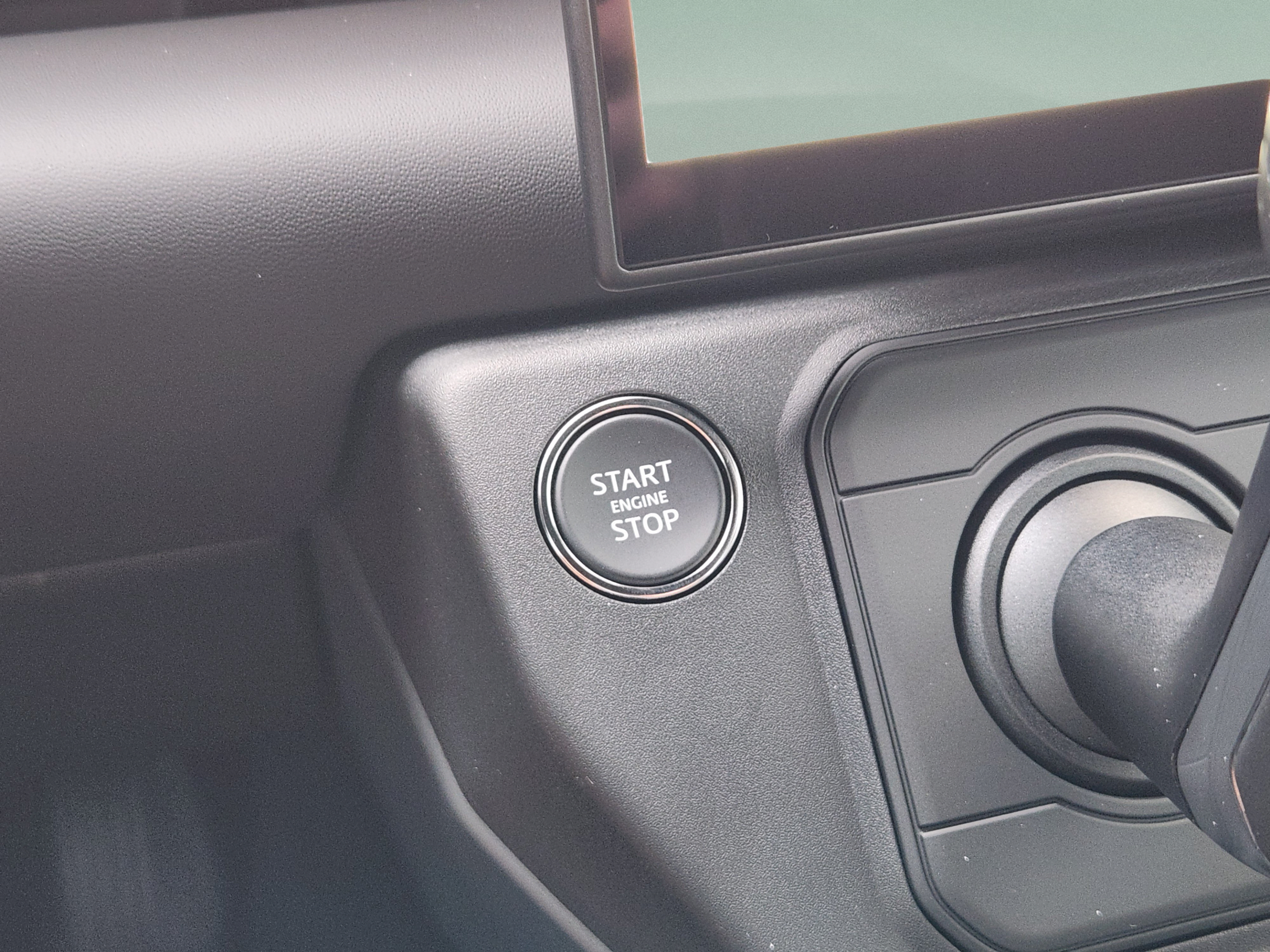 New 2026 Land Rover Defender 110 X-Dynamic SE AWD/4WD image 15