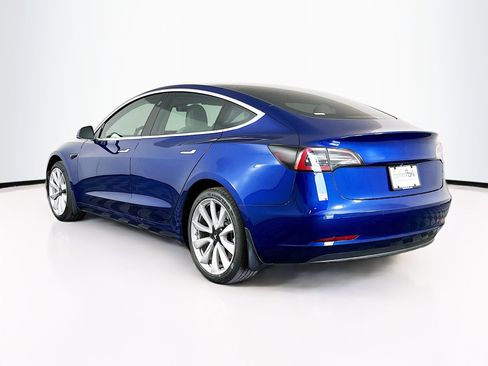Used 2020 Tesla Model 3 Standard Range Plus image 5