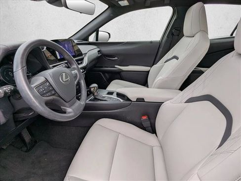 Used 2024 Lexus UX 250h FWD image 19