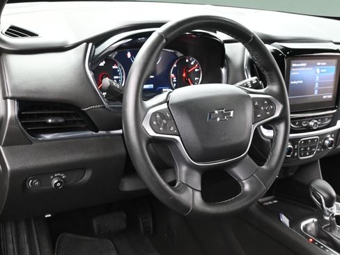Used 2023 Chevrolet Traverse Premier w/ Redline Edition FWD image 13