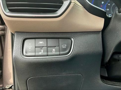 Used 2019 Hyundai Santa Fe Limited w/ Cargo Package FWD image 15