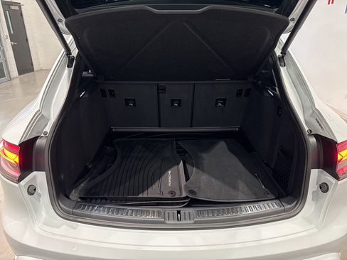 Used 2025 Porsche Macan GTS image 45