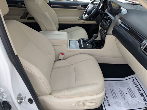 Used 2023 Lexus GX 460 Premium image 24