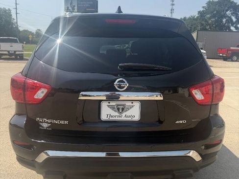 Used 2019 Nissan Pathfinder S AWD/4WD image 10