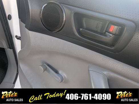 Used 2013 Toyota Tacoma 2WD Regular Cab image 19