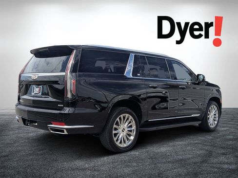 Used 2022 Cadillac Escalade ESV Premium Luxury AWD/4WD image 3
