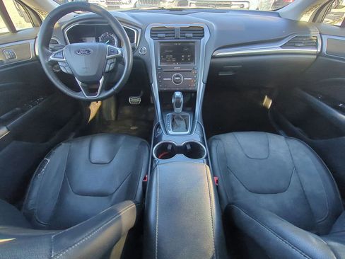 Used 2016 Ford Fusion Titanium image 15