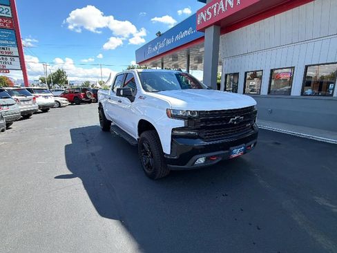Used 2021 Chevrolet Silverado 1500 LT Trail Boss w/ Convenience Package II AWD/4WD image 8