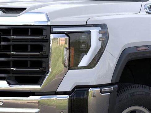 New 2026 GMC Sierra 2500 Pro image 10