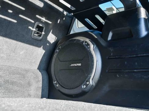 Used 2023 Jeep Wrangler Sahara image 34