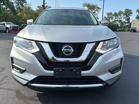 Used 2020 Nissan Rogue SV w/ Premium Package AWD/4WD image 8
