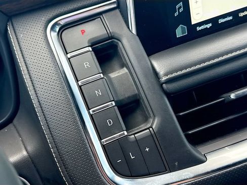 Used 2023 Chevrolet Tahoe Premier RWD image 29