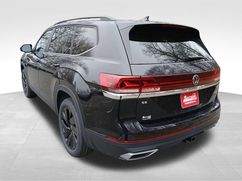New 2026 Volkswagen Atlas SE FWD image 3