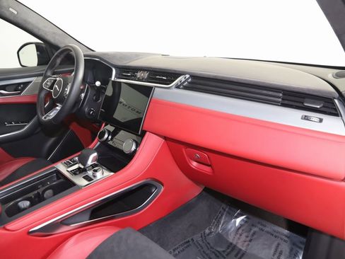 Used 2024 Jaguar F-PACE SVR image 81