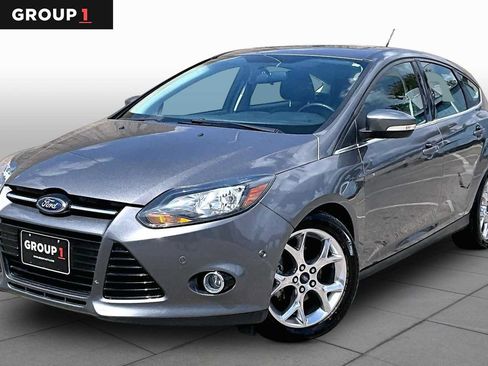 Used 2013 Ford Focus Titanium FWD image 1