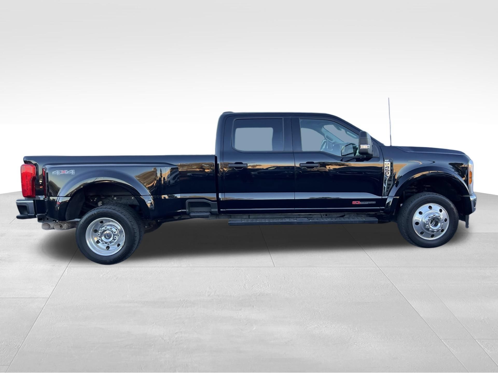 Used 2025 Ford F450 XLT AWD/4WD image 4
