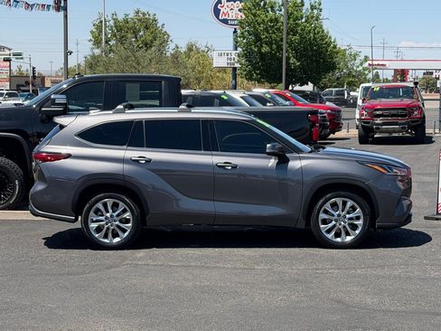 Used 2021 Toyota Highlander Limited FWD image 53