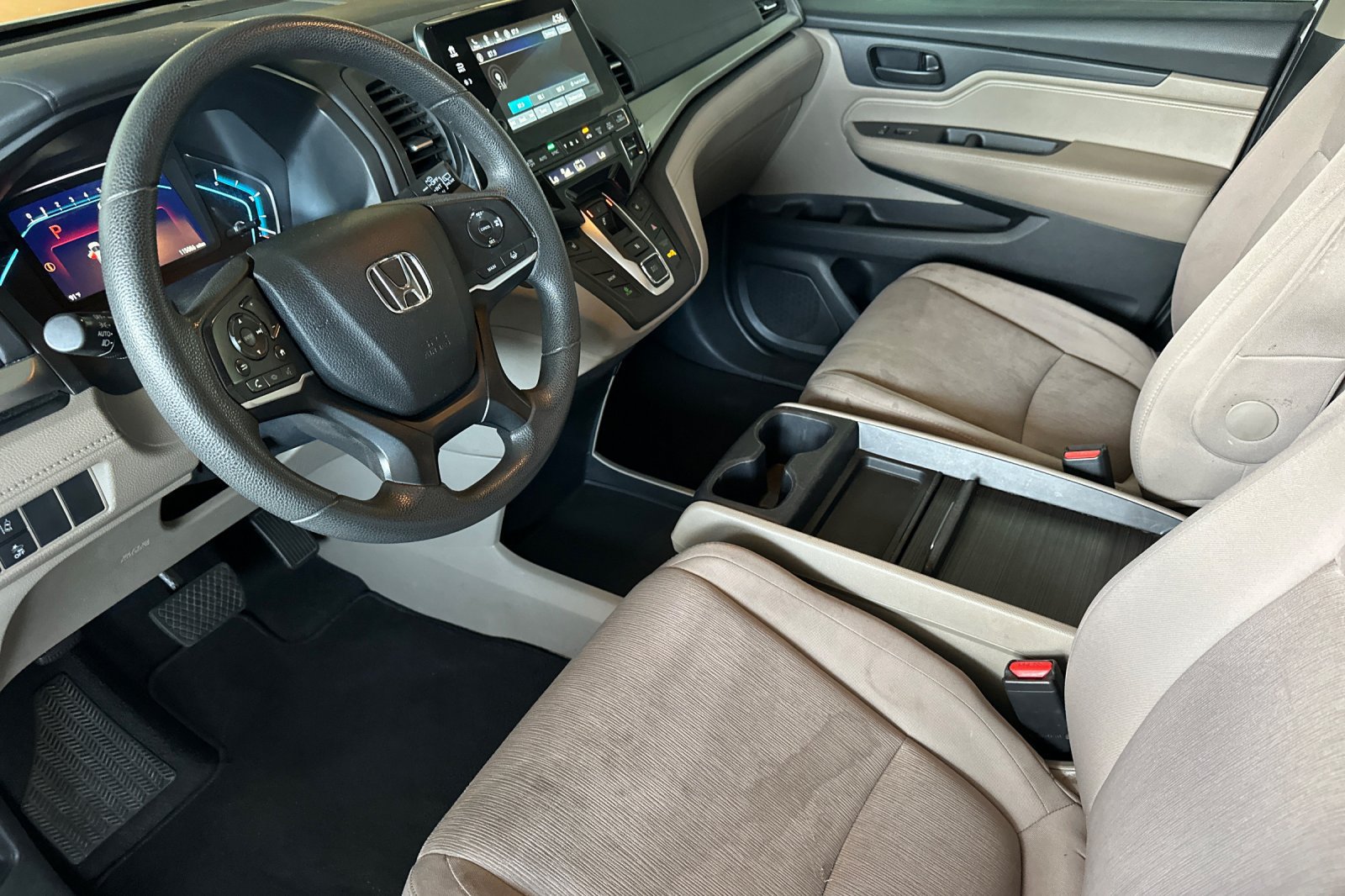 Used 2019 Honda Odyssey EX image 7