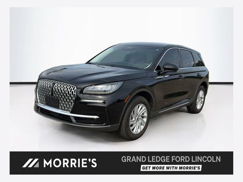 Used 2024 Lincoln Corsair AWD image 1