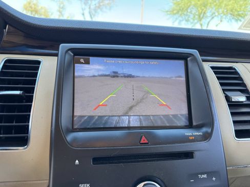 Used 2013 Ford Flex SEL FWD image 25