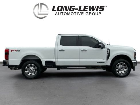 Used 2025 Ford F250 Lariat w/ Chrome Package image 8