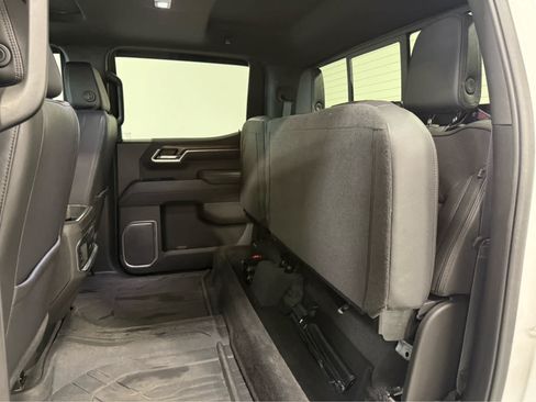 Used 2022 Chevrolet Silverado 1500 High Country w/ High Country Premium Package AWD/4WD image 16