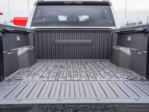 New 2026 Toyota Tacoma SR5 image 13