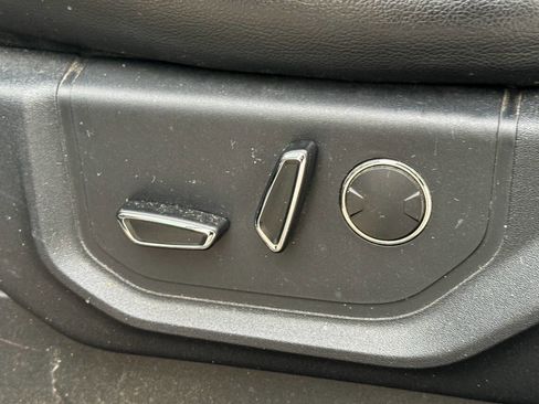 Used 2018 Ford F150 Lariat w/ Equipment Group 501A Mid image 21