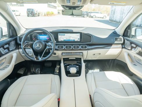 Used 2024 Mercedes-Benz GLE 350 4MATIC image 18