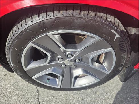 Used 2012 Dodge Challenger R/T image 11