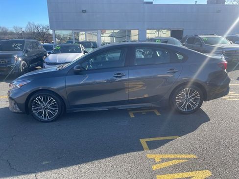 Used 2023 Kia Forte GT-Line image 4