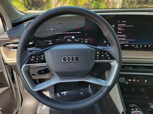 Used 2025 Audi Q5 Prestige AWD/4WD image 29