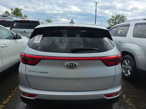 Used 2018 Kia Sportage LX FWD image 4