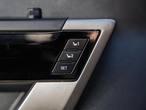 Used 2022 Toyota Tundra Limited image 40