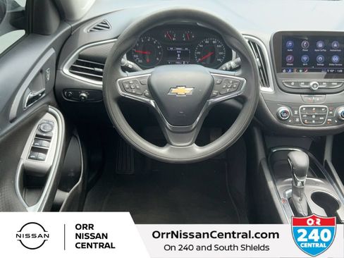 Used 2023 Chevrolet Malibu LT FWD image 14
