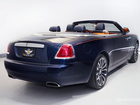 Used 2018 Rolls-Royce Dawn RWD image 5