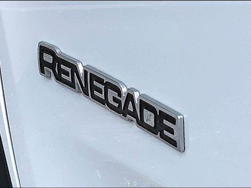 Used 2017 Jeep Renegade Sport w/ Power & Air Group FWD image 27