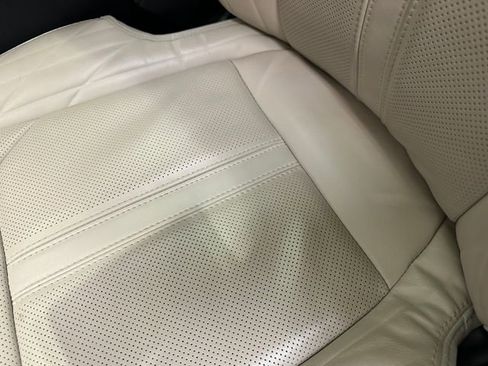 Used 2022 Ford Expedition Platinum image 10