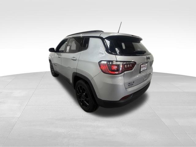 Certified 2026 Jeep Compass Latitude AWD/4WD image 12