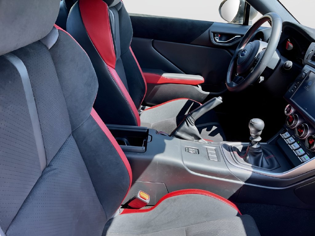 Used 2025 Subaru BRZ Limited RWD image 26