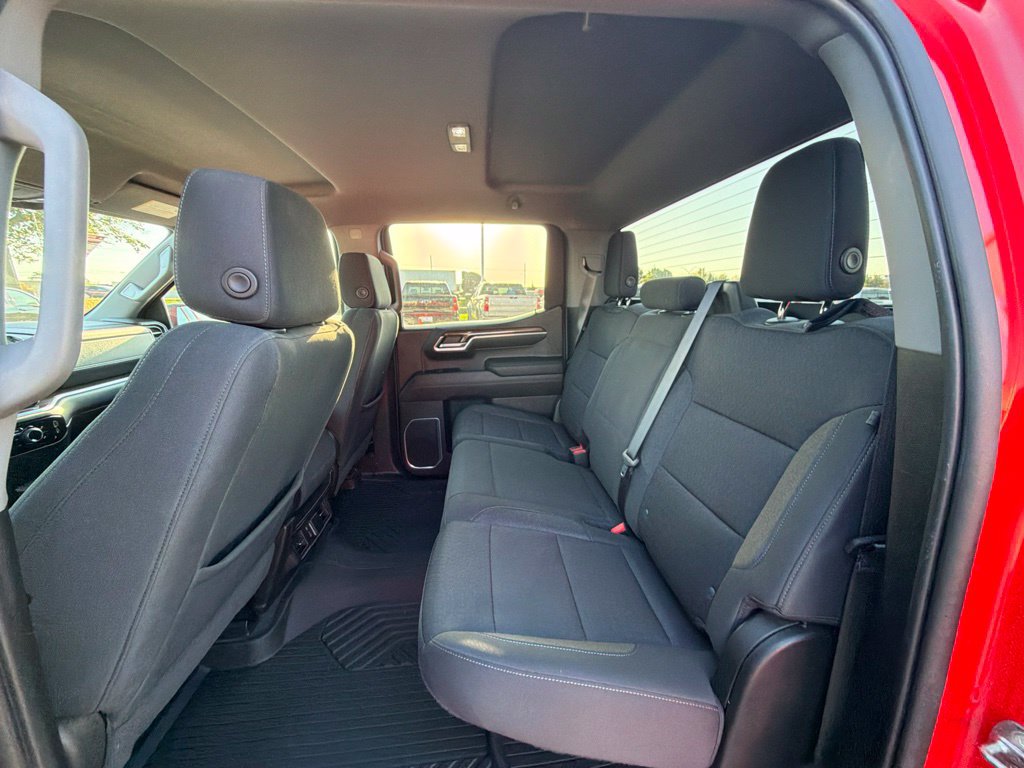 Used 2022 Chevrolet Silverado 1500 RST AWD/4WD image 16