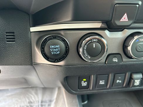 Certified 2021 Toyota Tacoma TRD Sport w/ TRD Premium Sport Package AWD/4WD image 17