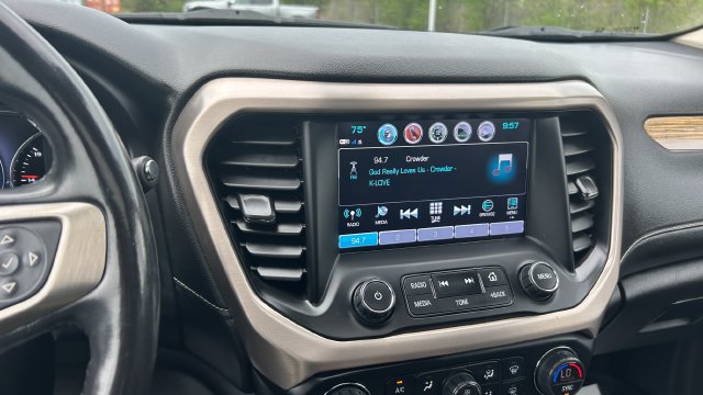 Certified 2019 GMC Acadia Denali w/ Technology Package AWD/4WD image 19