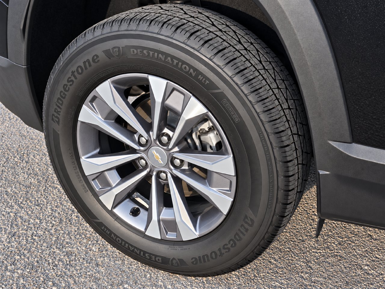 Used 2026 Chevrolet Equinox LT FWD image 9