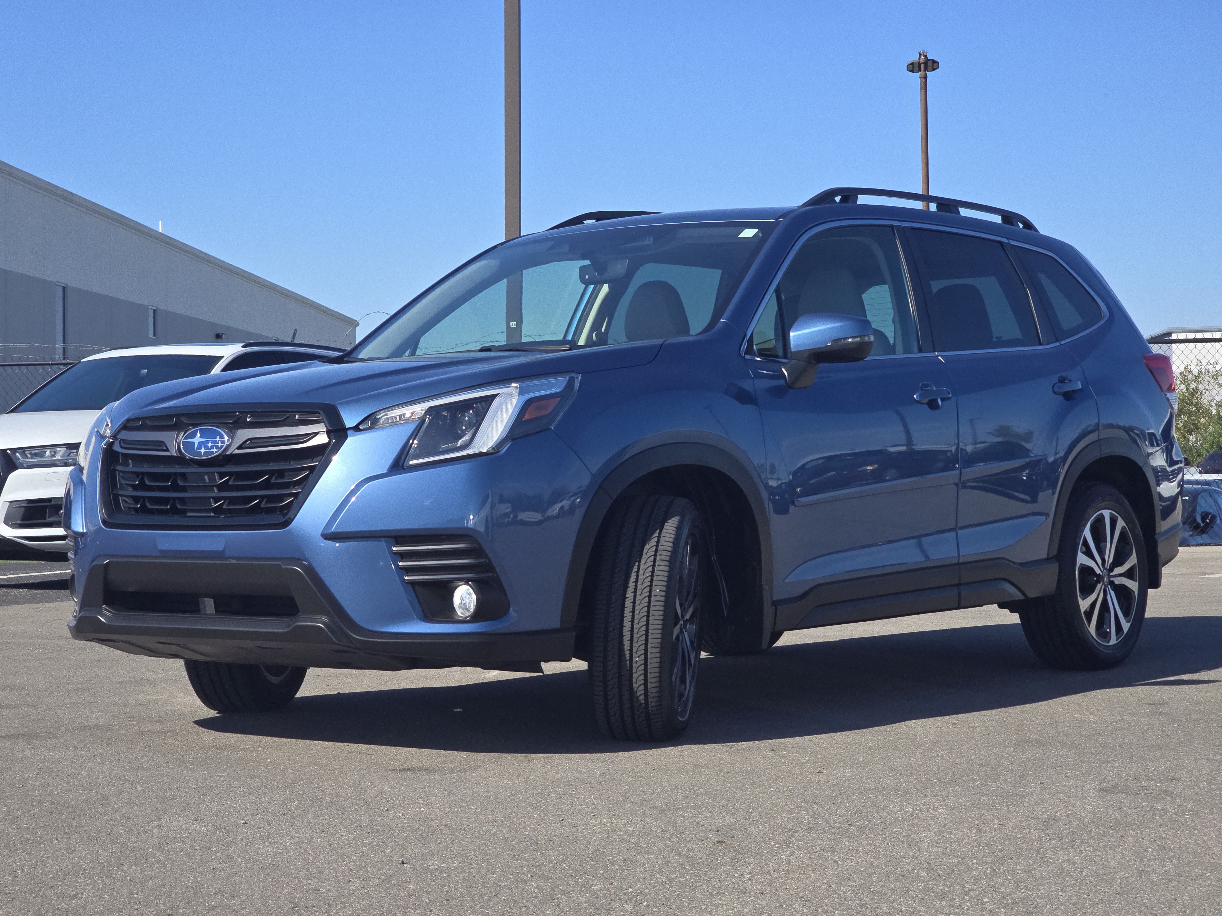 Certified 2023 Subaru Forester Limited AWD/4WD image 3