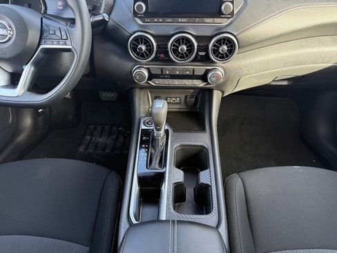 Used 2025 Nissan Sentra SV image 28
