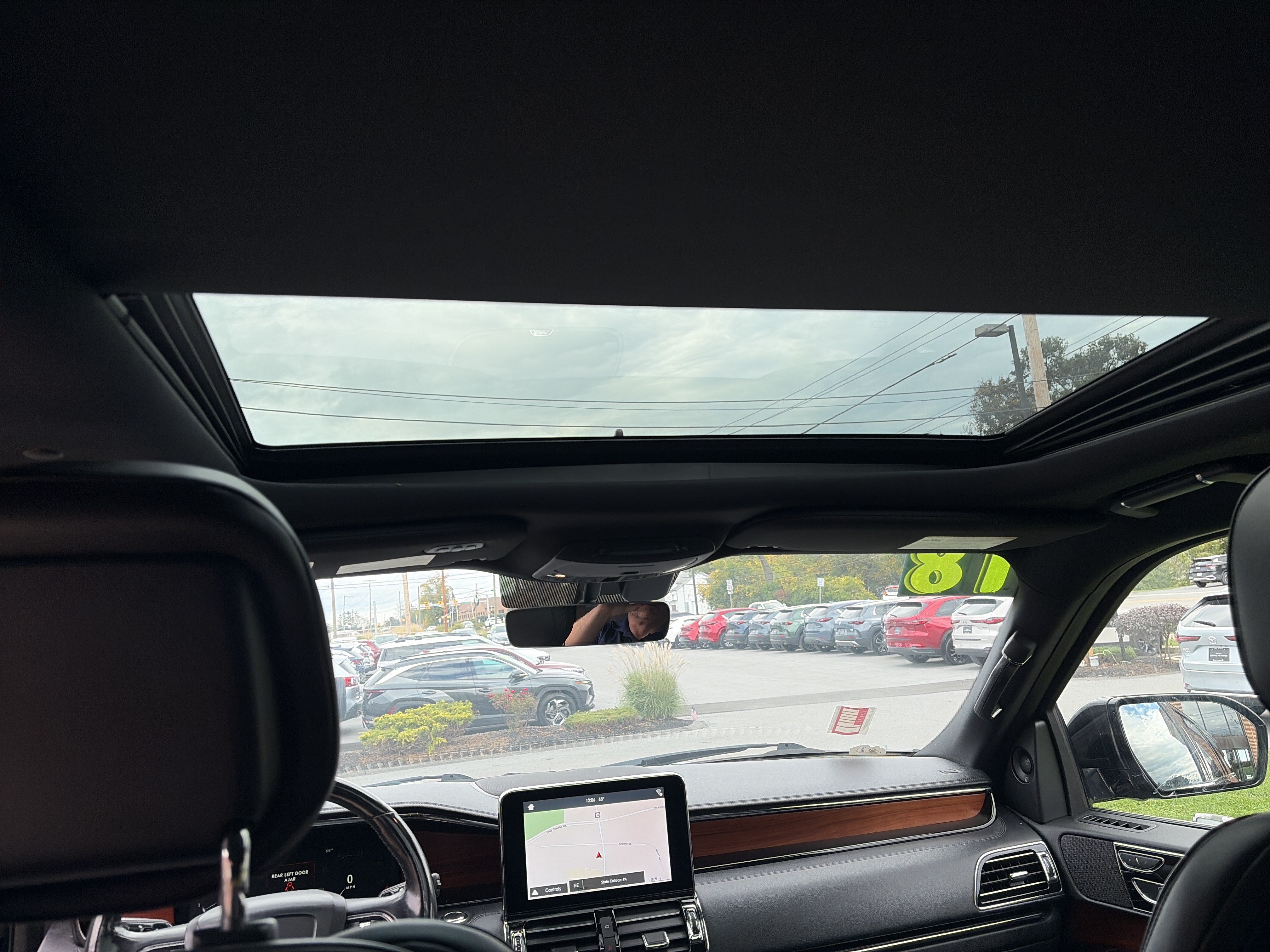 Used 2018 Lincoln Navigator Select AWD/4WD image 29