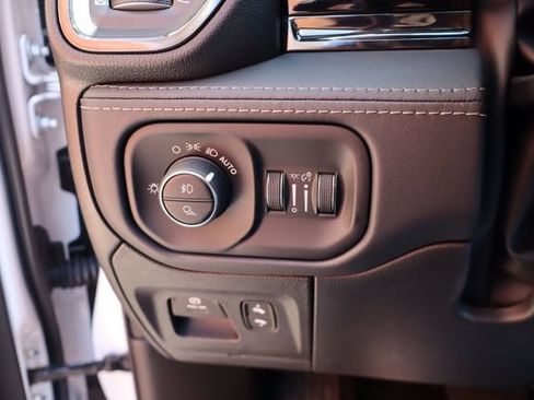 Used 2026 RAM 1500 Limited w/ Night Edition AWD/4WD image 19