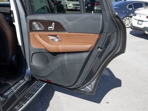 New 2026 Mercedes-Benz GLS 450 4MATIC image 18